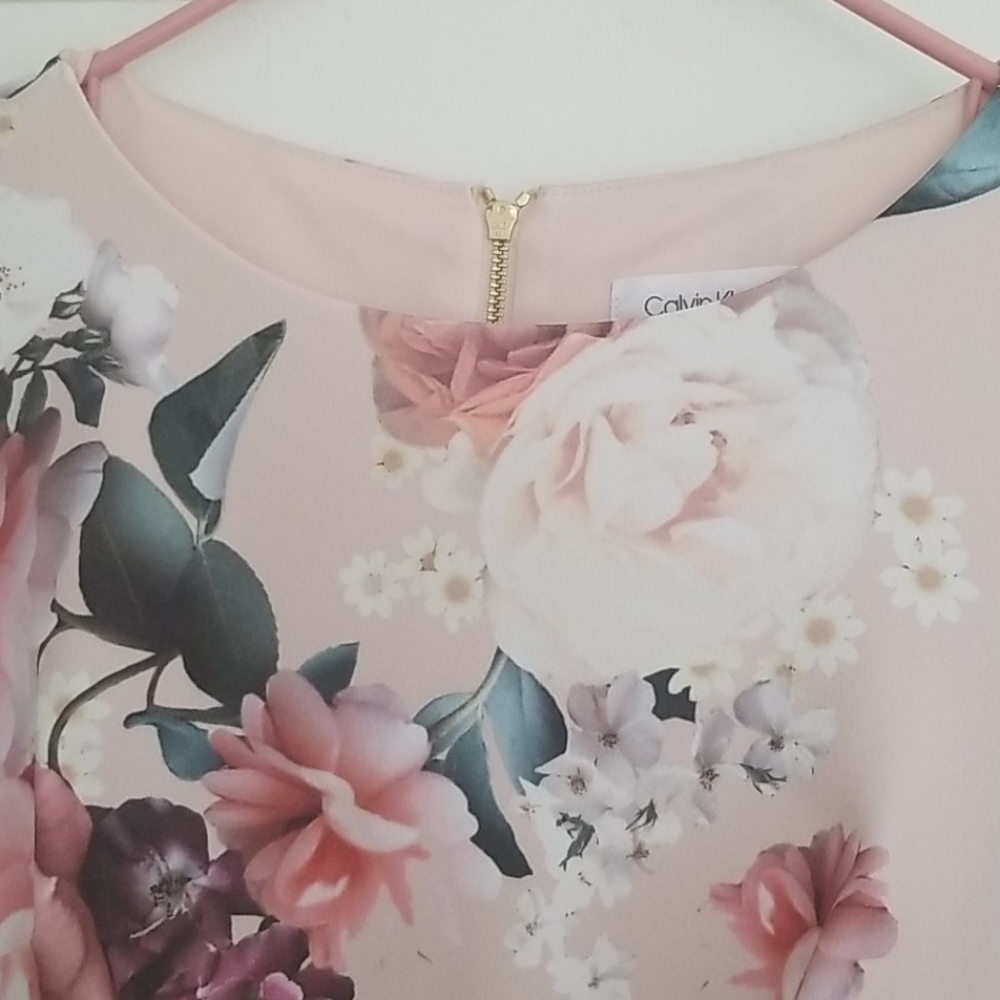 Calvin Klein dress - Picture 3 of 5